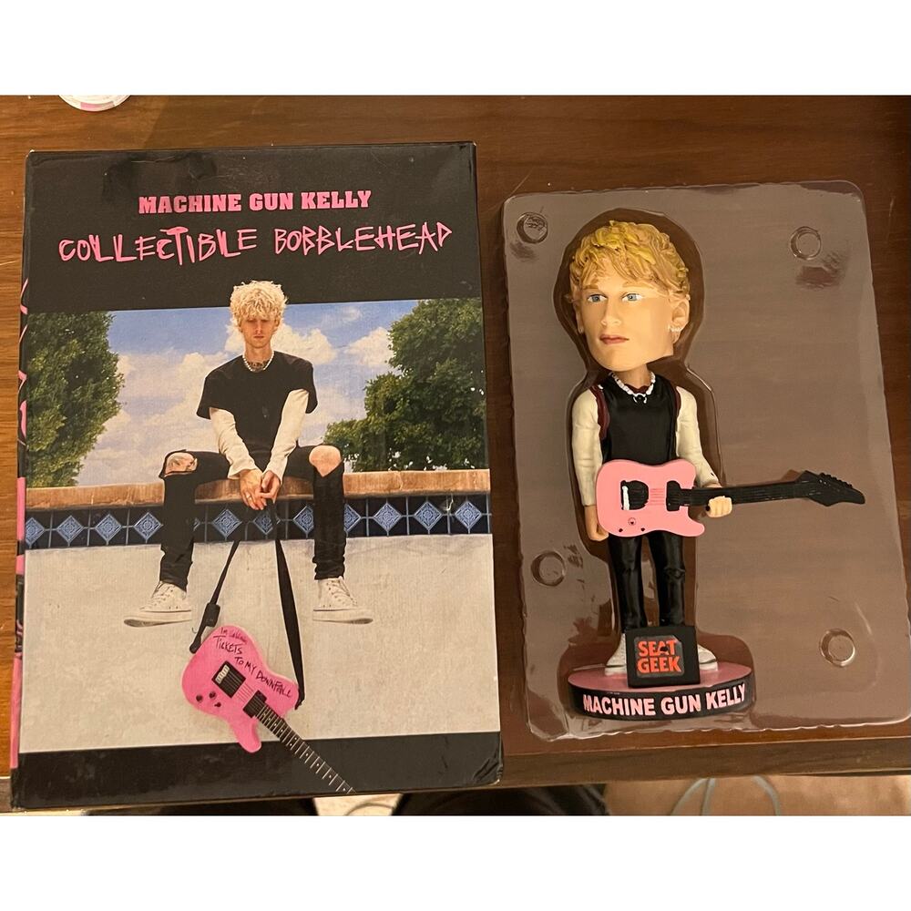 Machine Gun Kelly bobblehead 2022 Cleveland Cavaliers SGA 7" NIB w/ Box